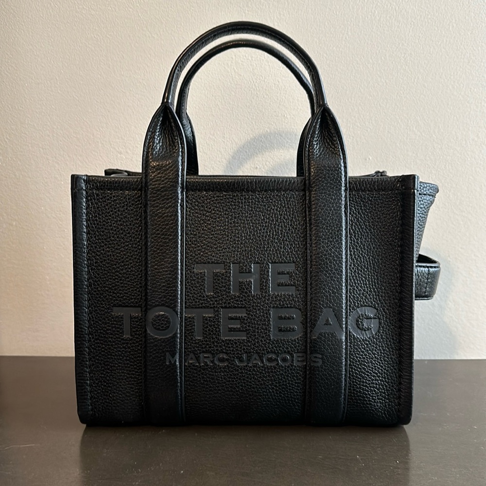 Marc Jacobs Leather Small Tote Bag